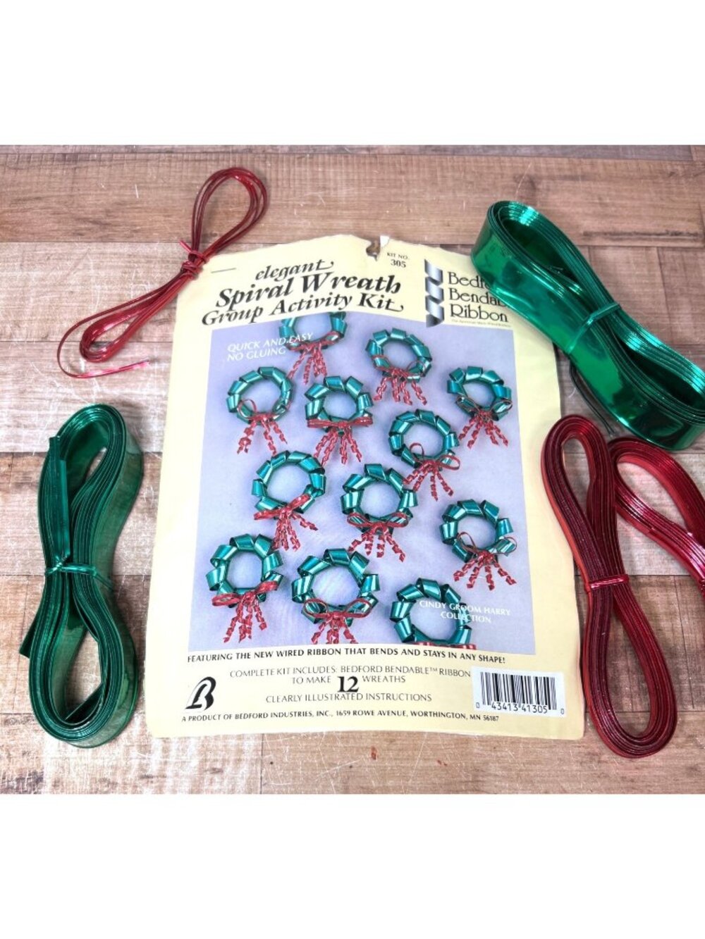 Elegant Spiral Wreath Group Activity Kit Crafts For 12 Wreaths - No Gluing Neede